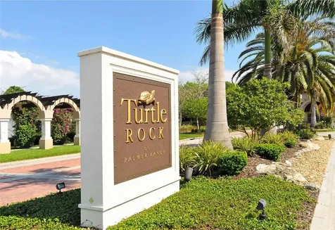 5270 Far Oak Circle Sarasota FL 34238