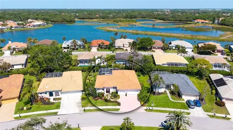 5270 Far Oak Circle Sarasota FL 34238