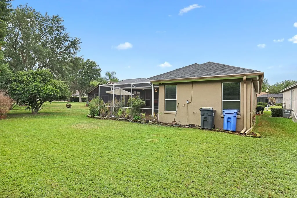 5656 Rockfield Loop Valrico FL 33596