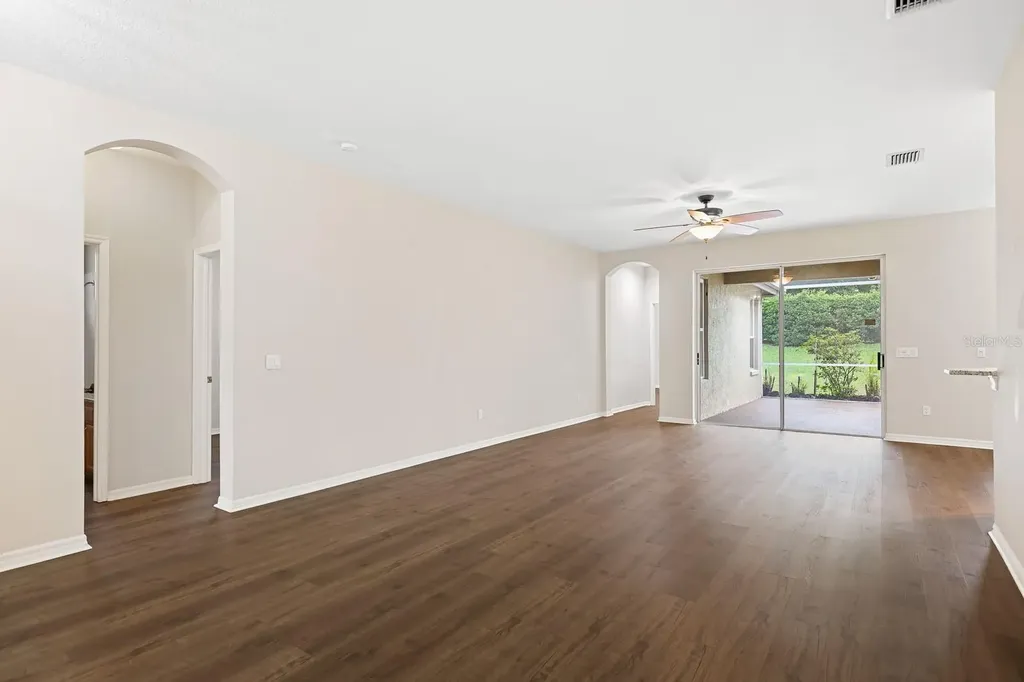 5656 Rockfield Loop Valrico FL 33596