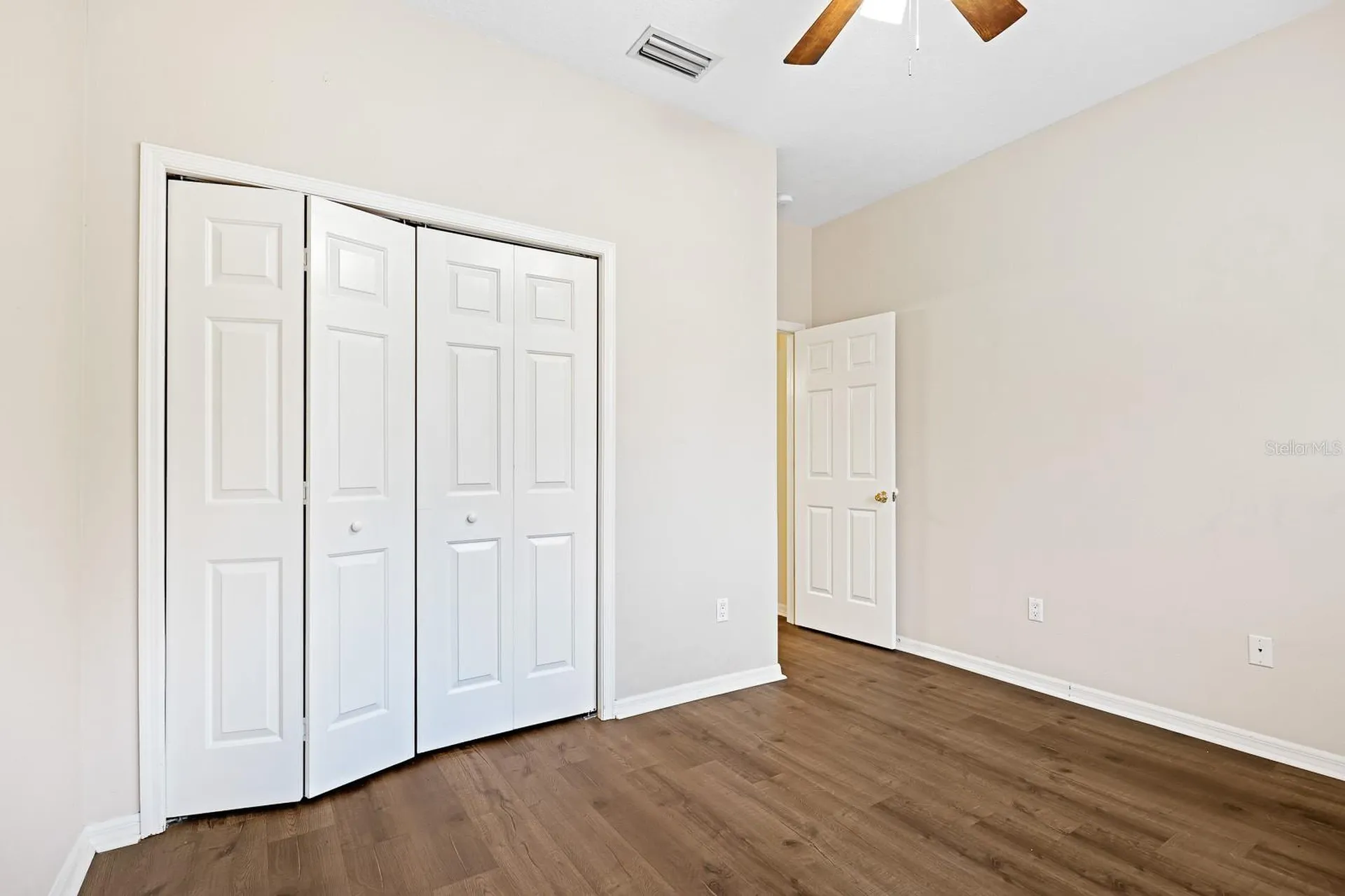 5656 Rockfield Loop Valrico FL 33596