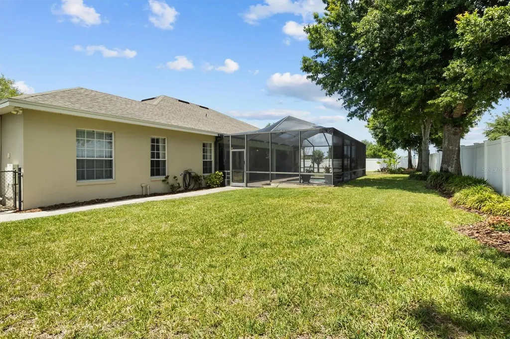 1930 Austin Terrace Winter Haven FL 33884