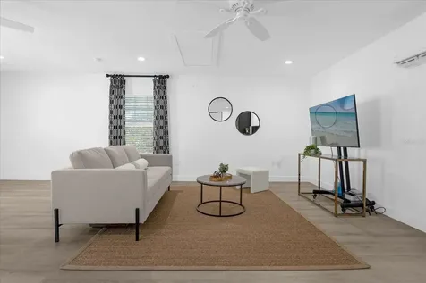 1812 Westmoreland Orlando FL 32804