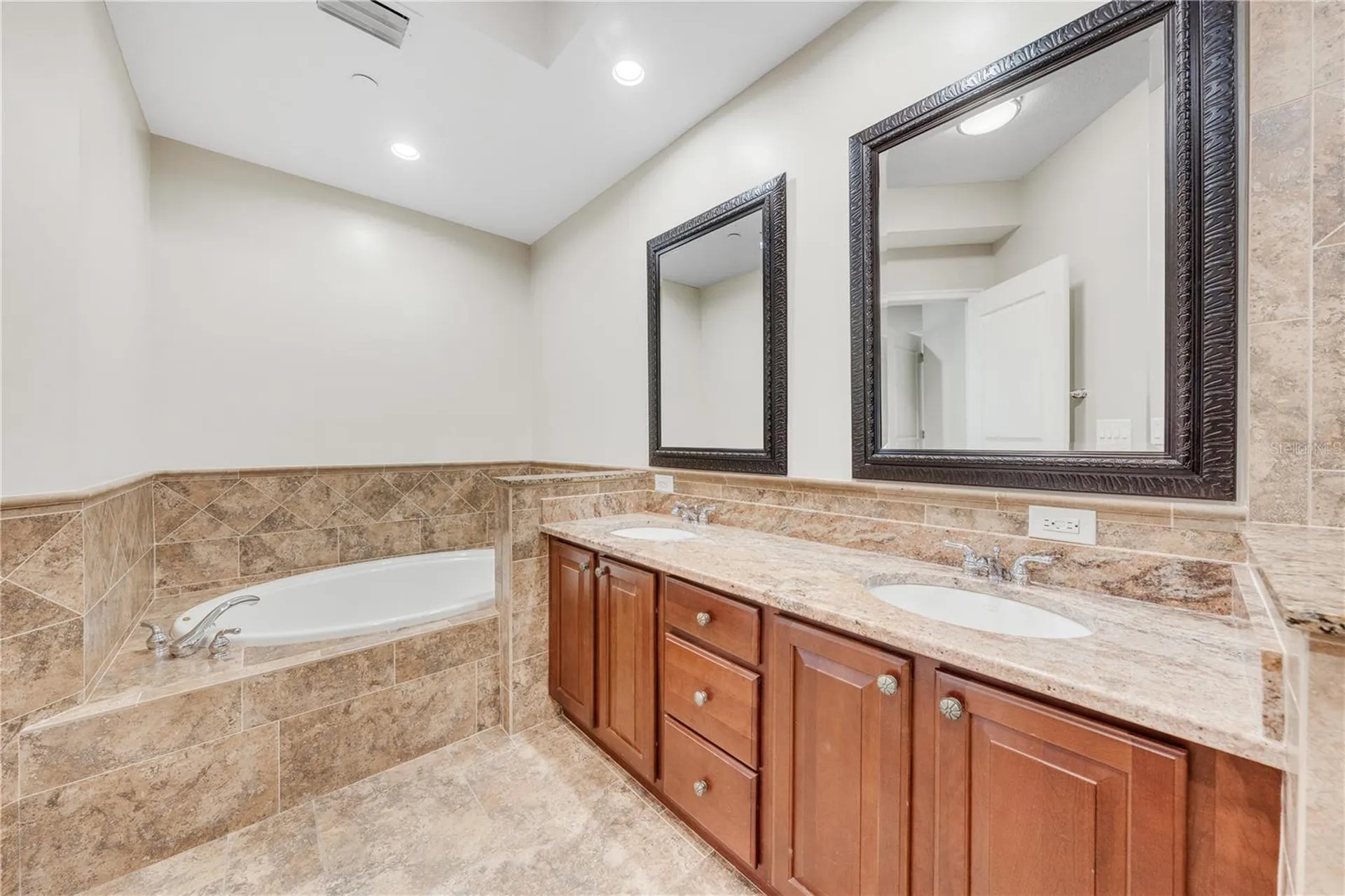 449 S 12th Street Tampa FL 33602