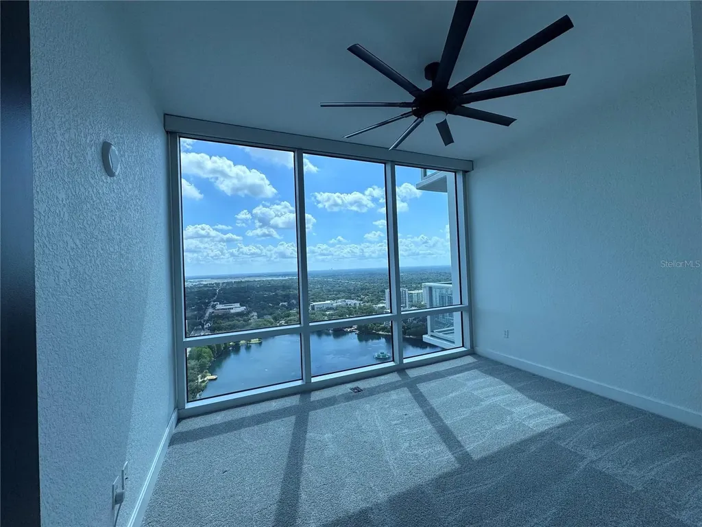 150 E Robinson Street E Orlando FL 32801