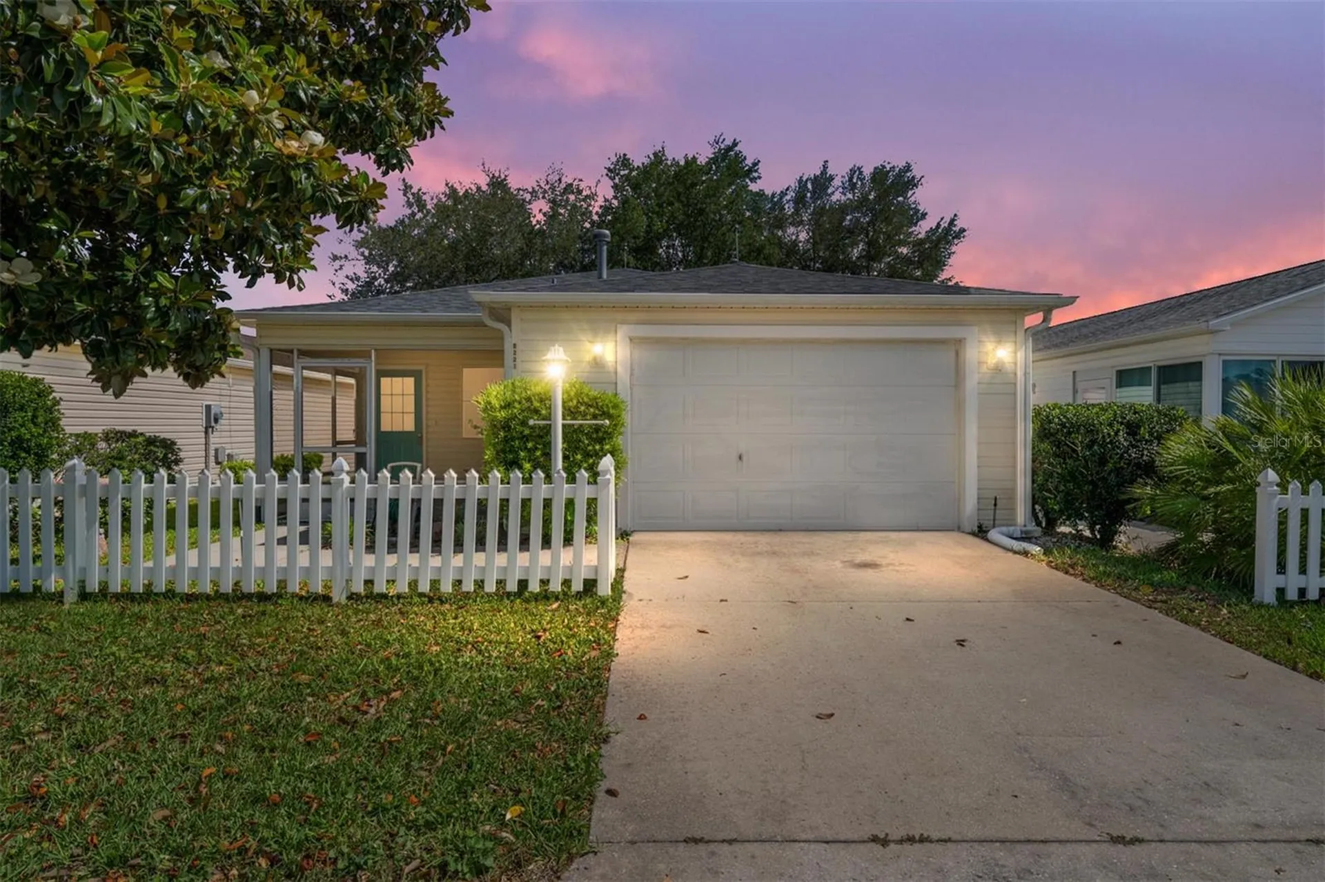 8221 SE 169th Palownia Loop The Villages FL 32162