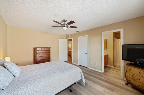 8221 SE 169th Palownia Loop The Villages FL 32162