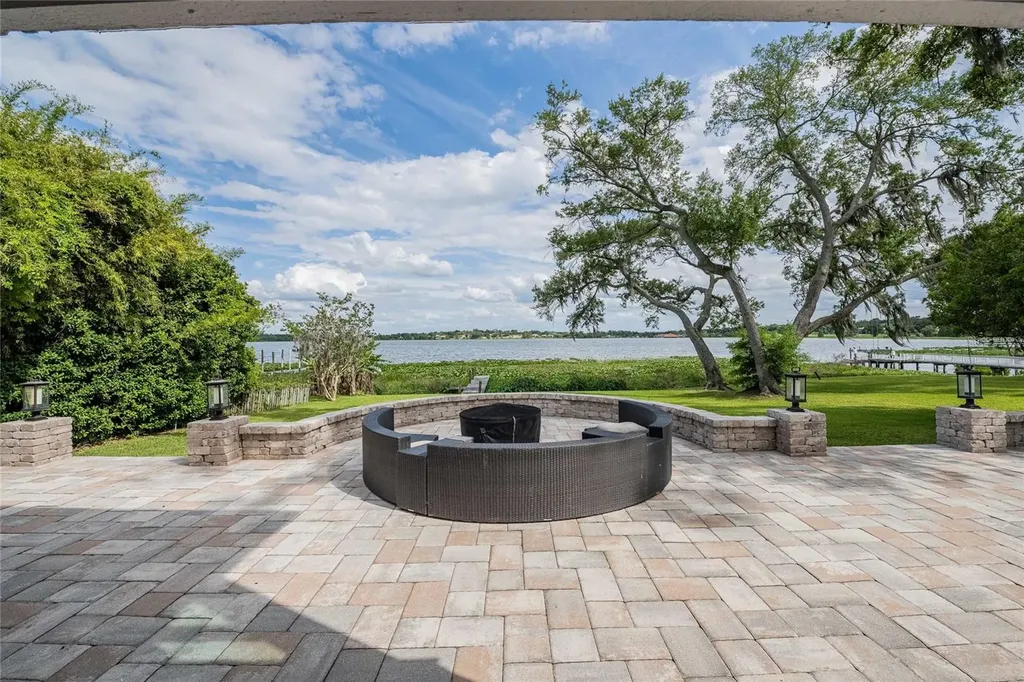 7 Lake Hollingsworth Drive Lakeland FL 33803