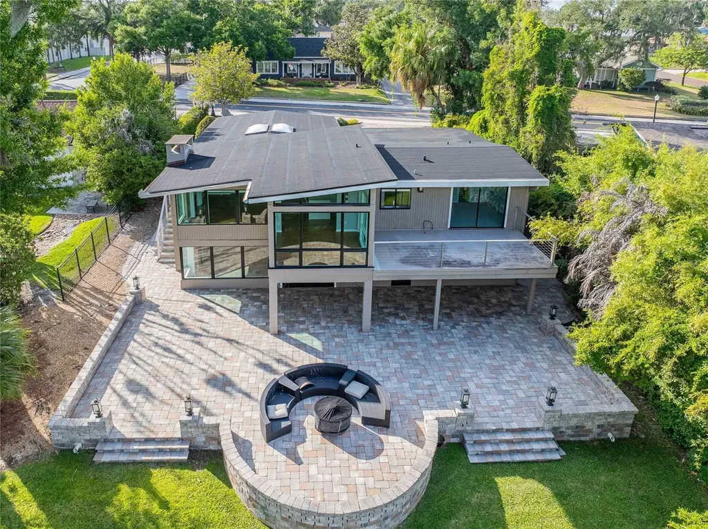 7 Lake Hollingsworth Drive Lakeland FL 33803