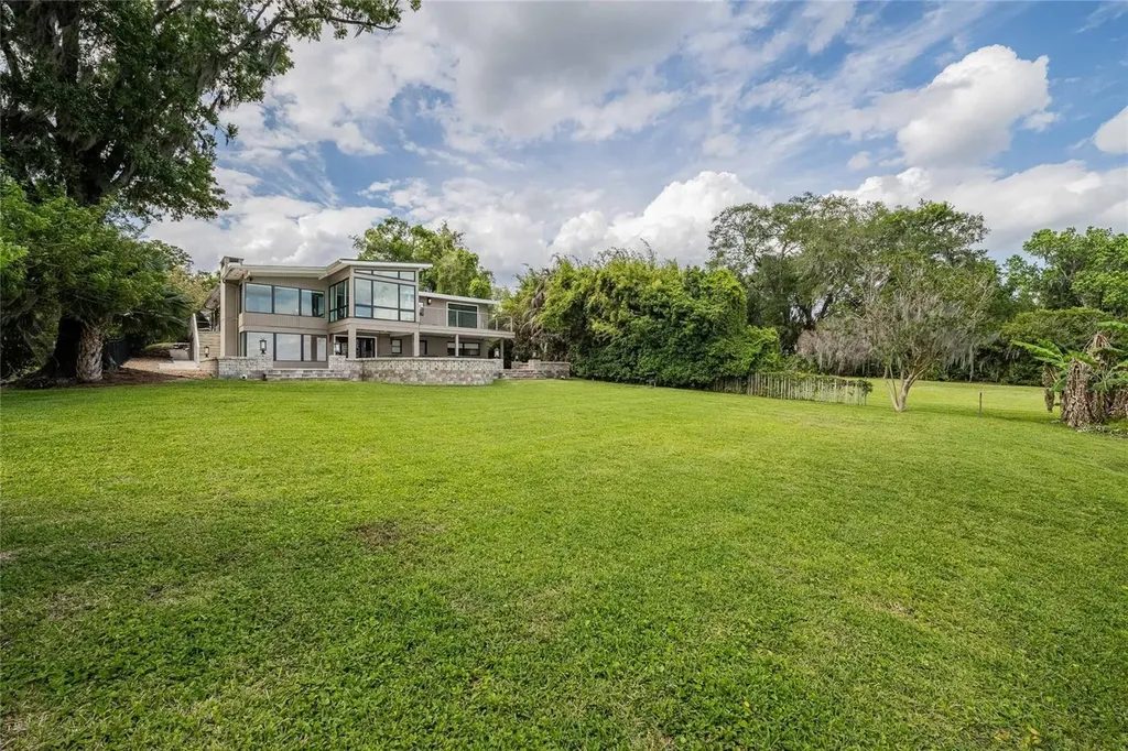 7 Lake Hollingsworth Drive Lakeland FL 33803