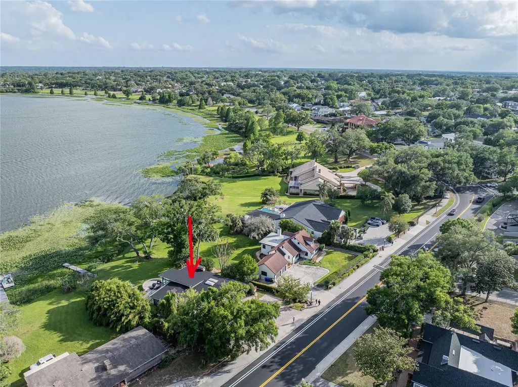 7 Lake Hollingsworth Drive Lakeland FL 33803