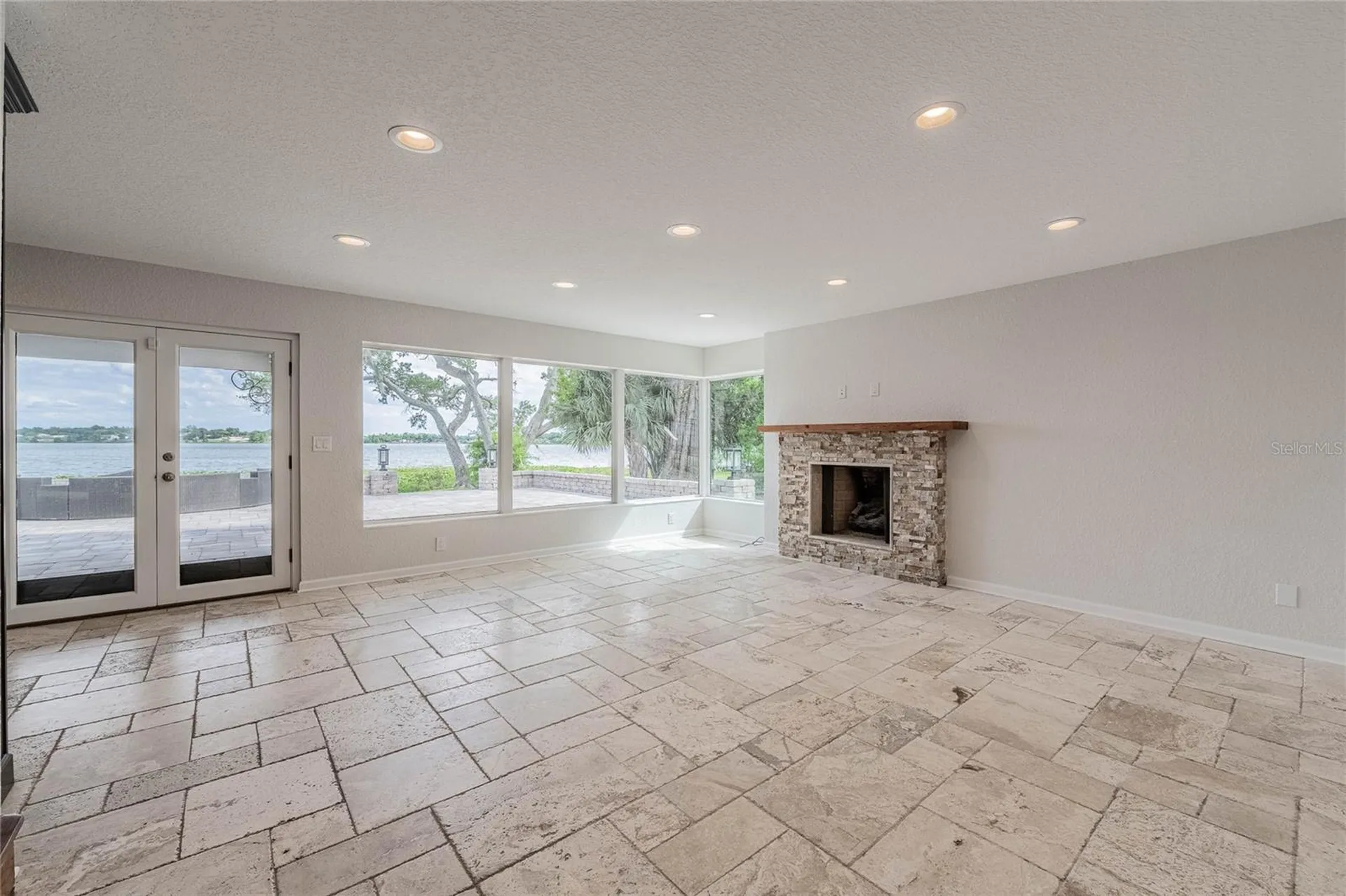 7 Lake Hollingsworth Drive Lakeland FL 33803