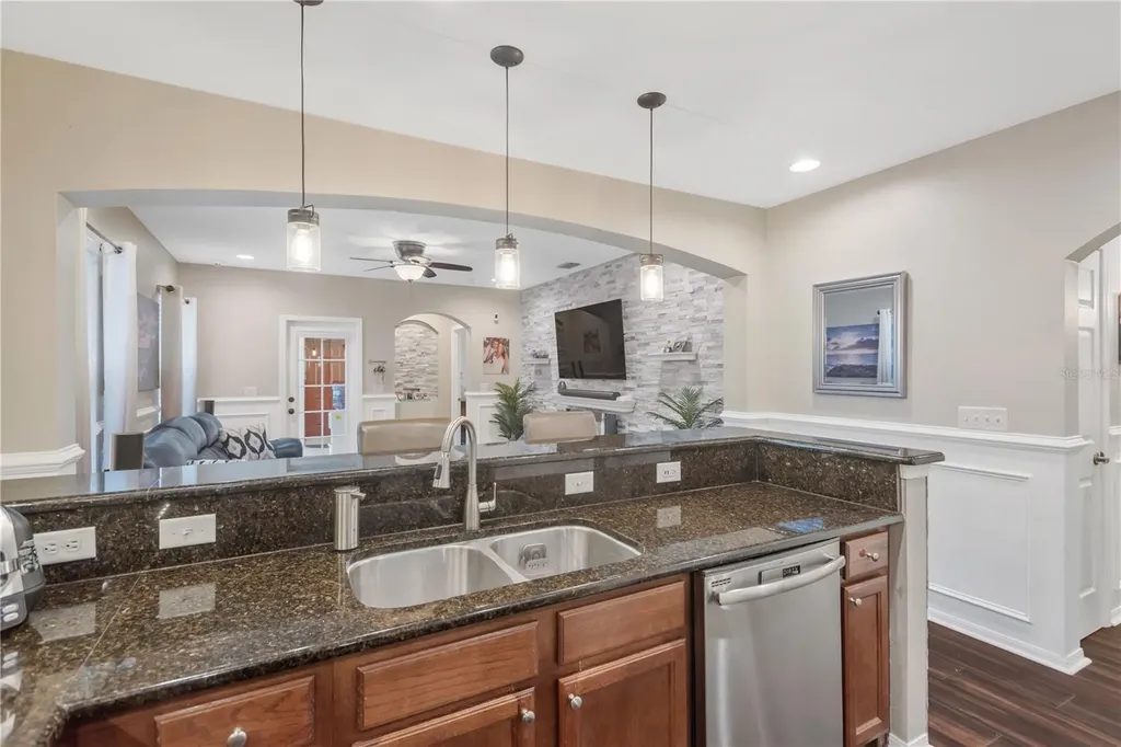 5959 Beaconpark Street Lithia FL 33547