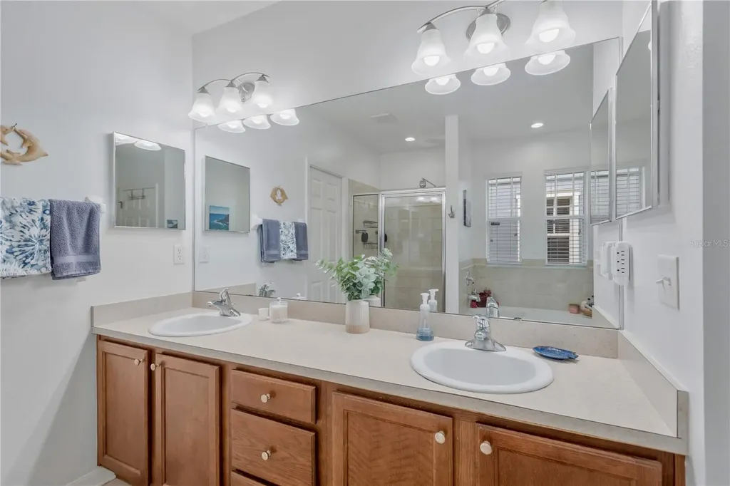 5959 Beaconpark Street Lithia FL 33547