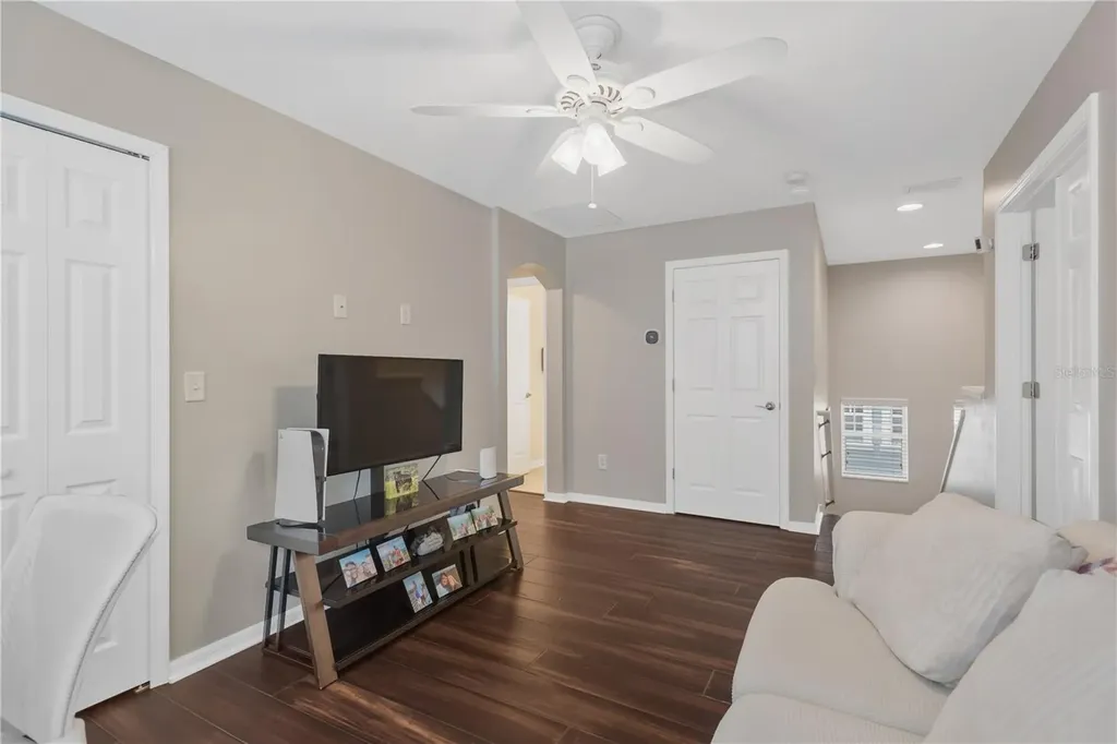 5959 Beaconpark Street Lithia FL 33547