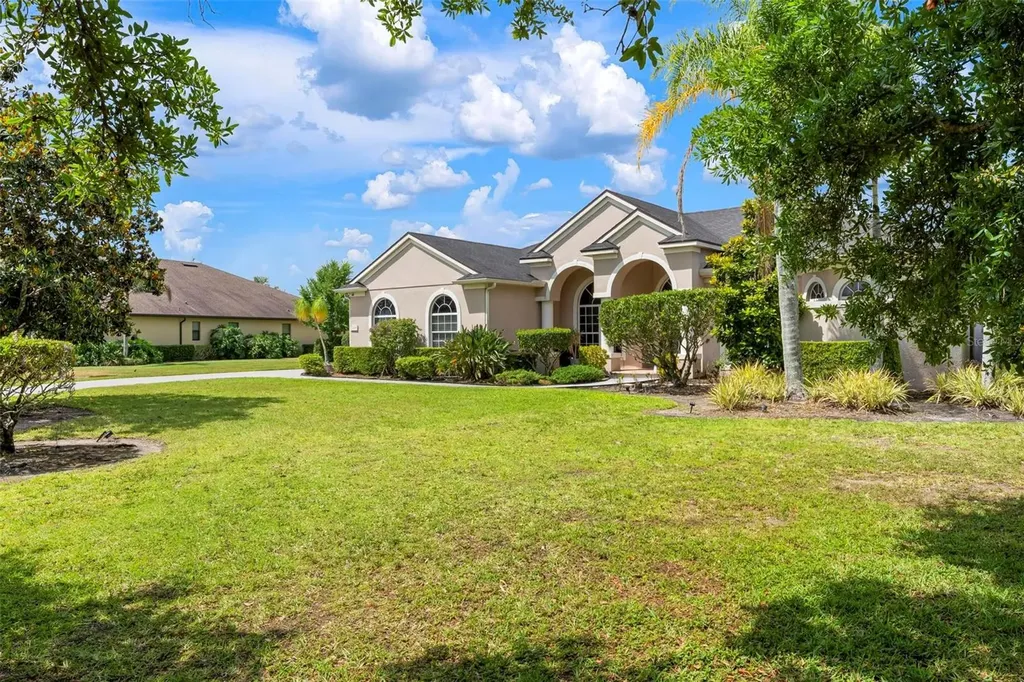 22610 Night Heron Way Bradenton FL 34202