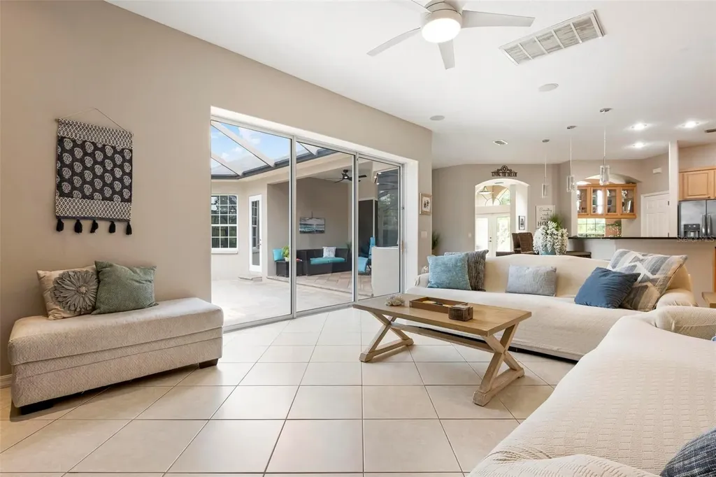 22610 Night Heron Way Bradenton FL 34202