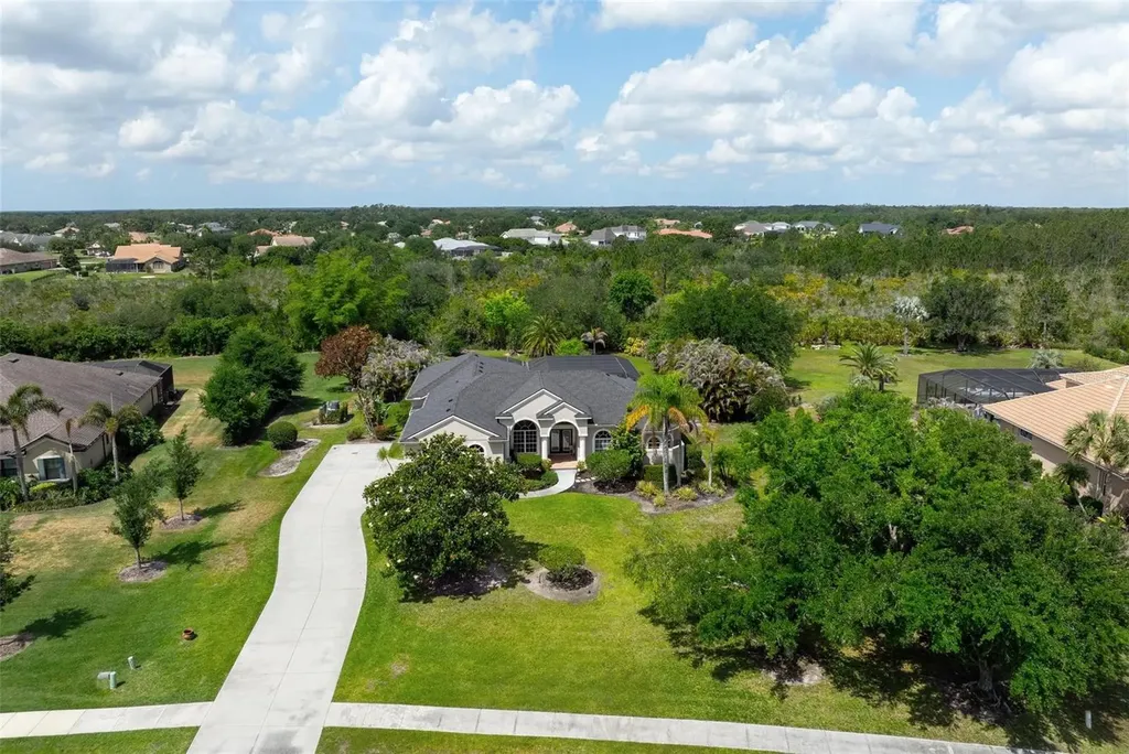 22610 Night Heron Way Bradenton FL 34202