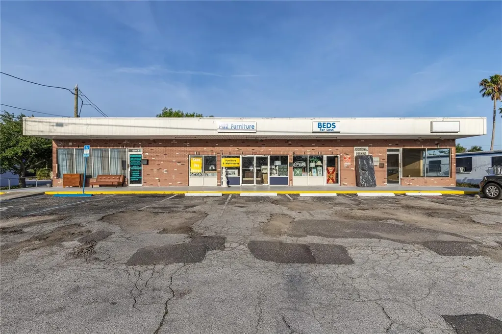 9933 Seminole Boulevard Seminole FL 33772