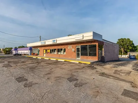 9933 Seminole Boulevard Seminole FL 33772