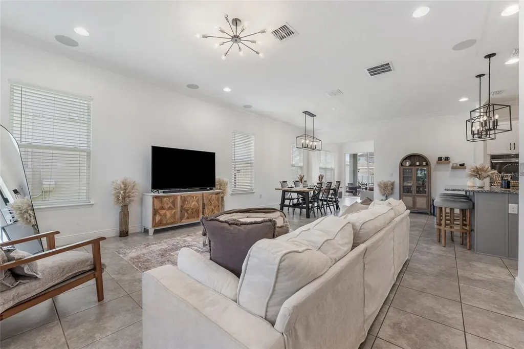 15419 Uglis Alley Winter Garden FL 34787