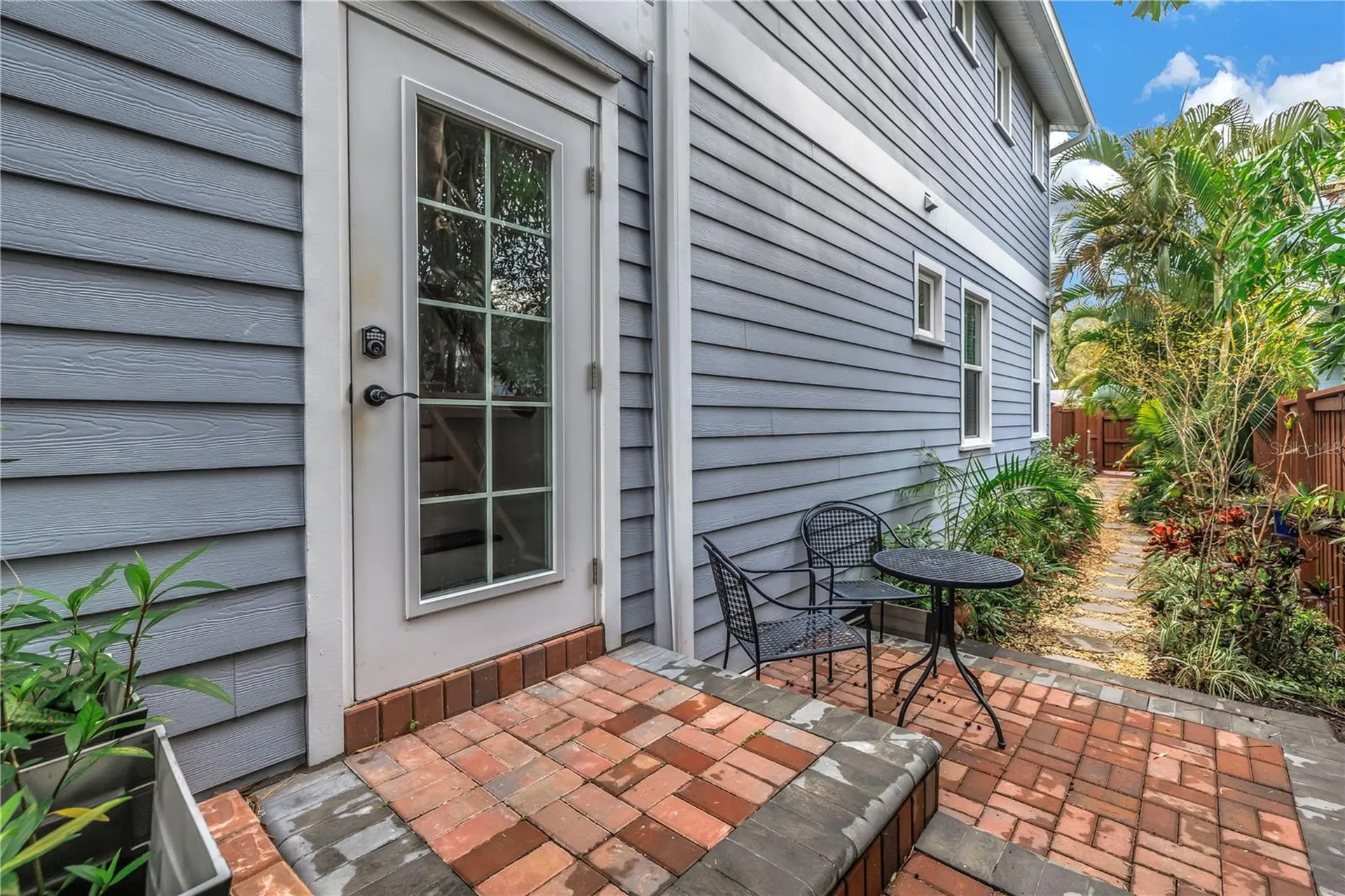 436 12th Avenue NE St Petersburg FL 33701
