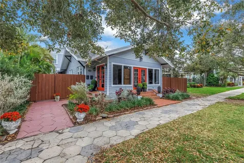 436 12th Avenue NE St Petersburg FL 33701