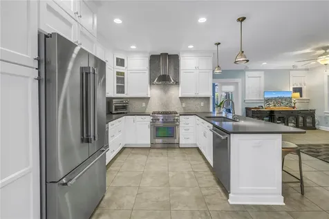 436 12th Avenue NE St Petersburg FL 33701