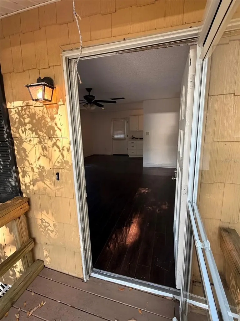 14802 N 30th Street Lutz FL 33559
