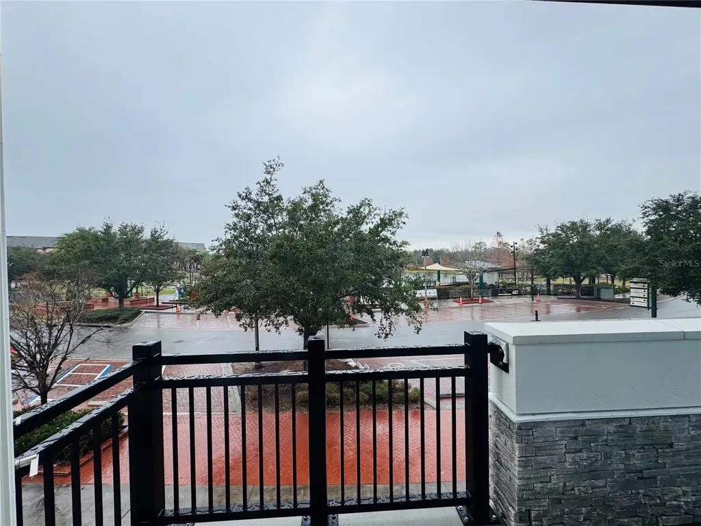 328 Center Lake Lane Oviedo FL 32765
