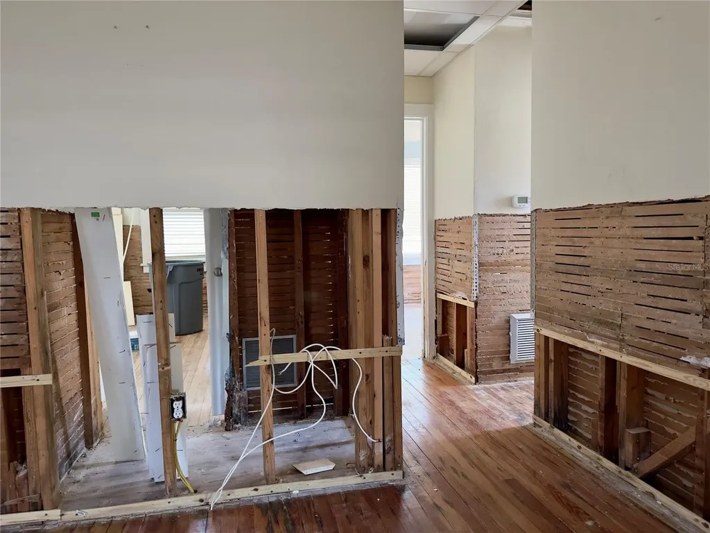 3050 Dupont Street S Gulfport FL 33707