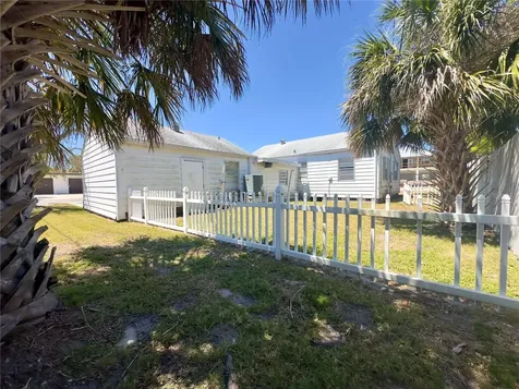 3050 Dupont Street S Gulfport FL 33707