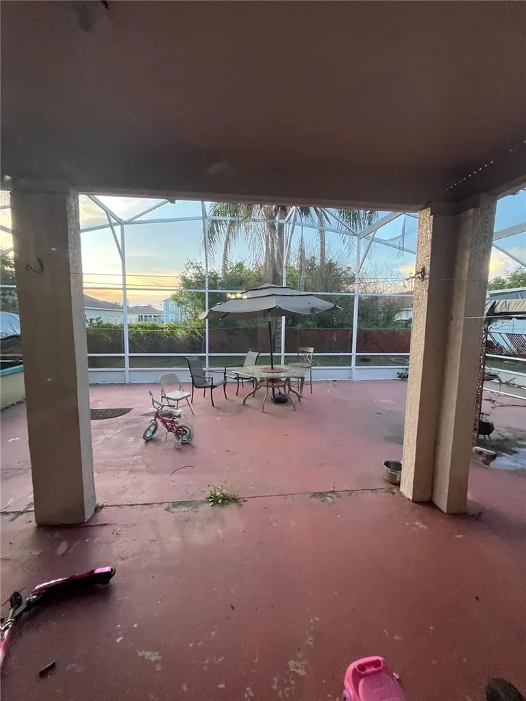 823 Ognon Court Kissimmee FL 34759