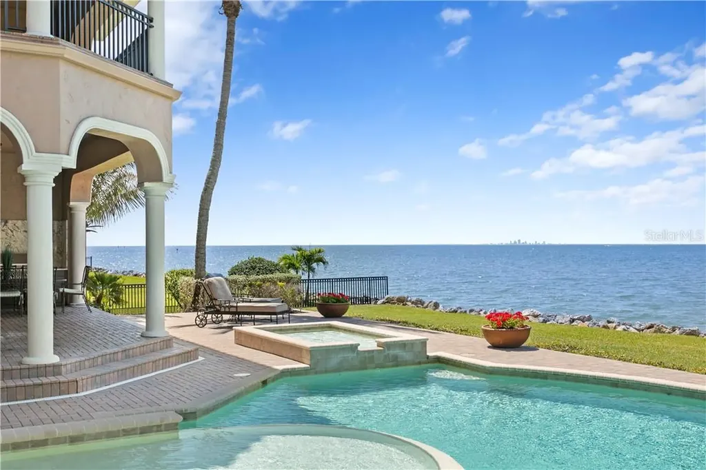 6308 Marbella Boulevard Apollo Beach FL 33572