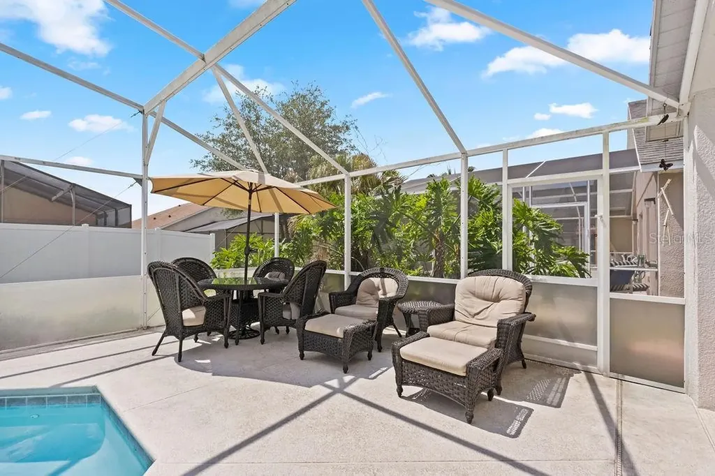 2916 Blooming Alamanda Loop Kissimmee FL 34747