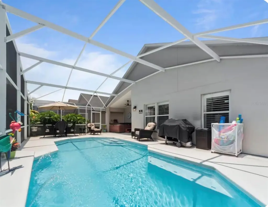 2916 Blooming Alamanda Loop Kissimmee FL 34747