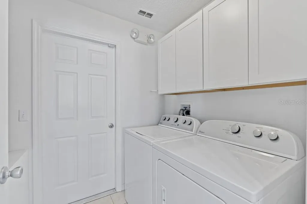2916 Blooming Alamanda Loop Kissimmee FL 34747