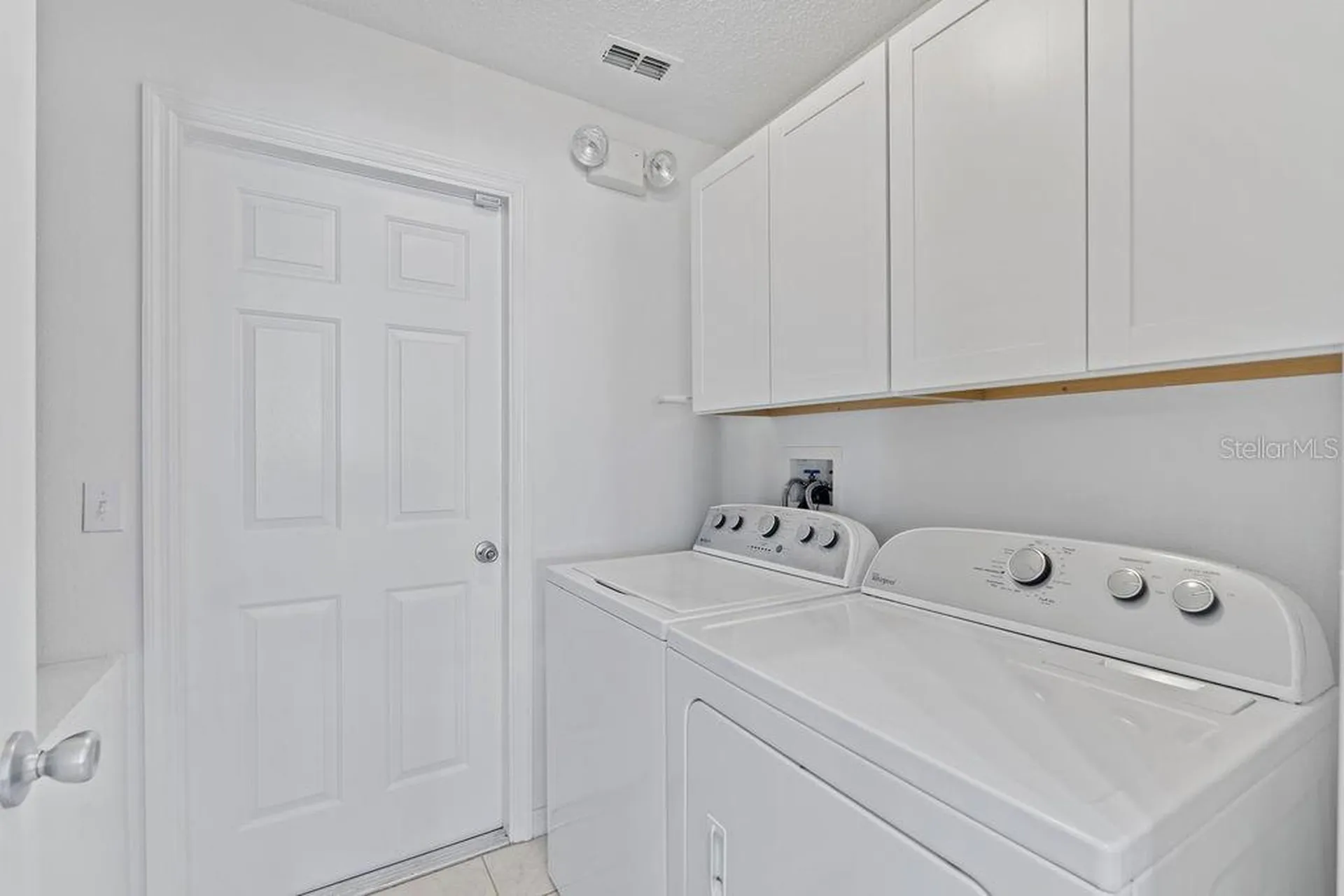 2916 Blooming Alamanda Loop Kissimmee FL 34747
