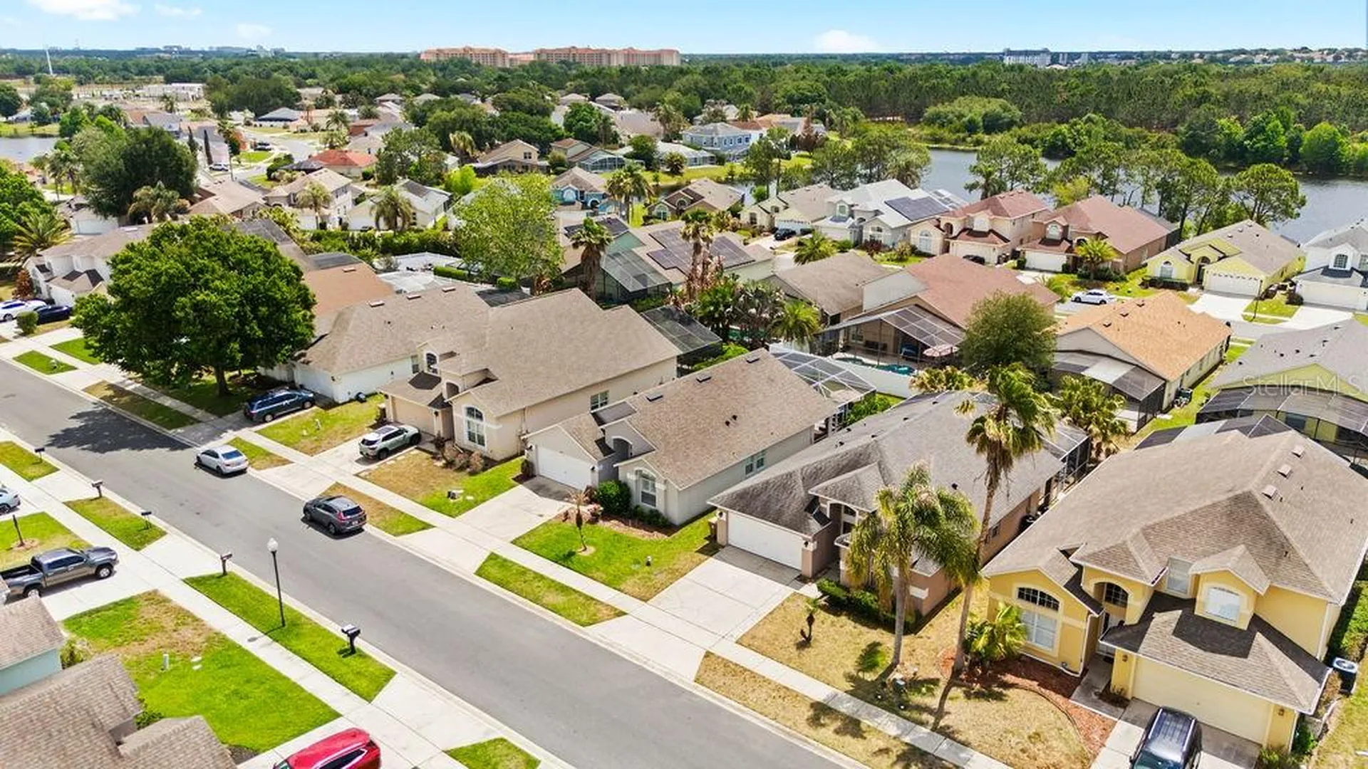 2916 Blooming Alamanda Loop Kissimmee FL 34747
