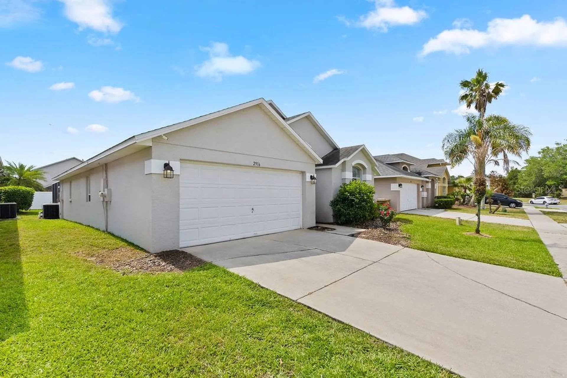 2916 Blooming Alamanda Loop Kissimmee FL 34747