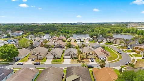 2916 Blooming Alamanda Loop Kissimmee FL 34747