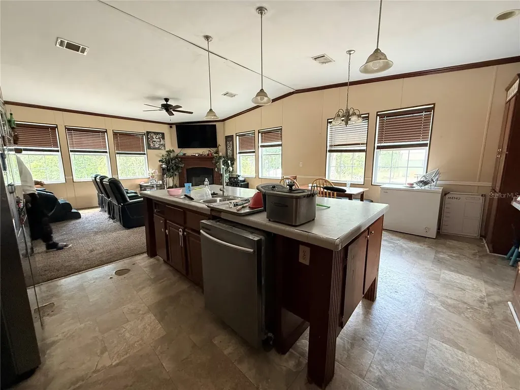21520 SE 147th Lane Umatilla FL 32784