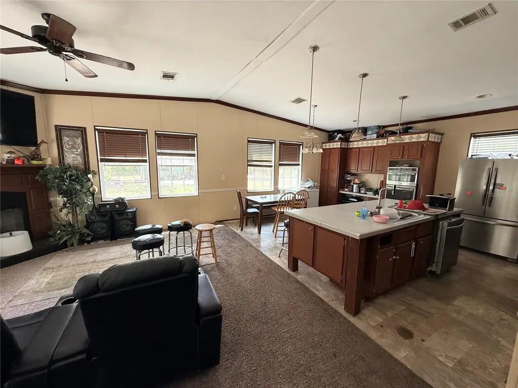 21520 SE 147th Lane Umatilla FL 32784
