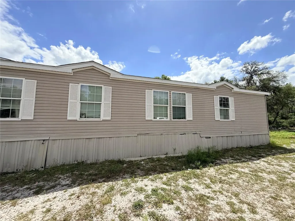 21520 SE 147th Lane Umatilla FL 32784