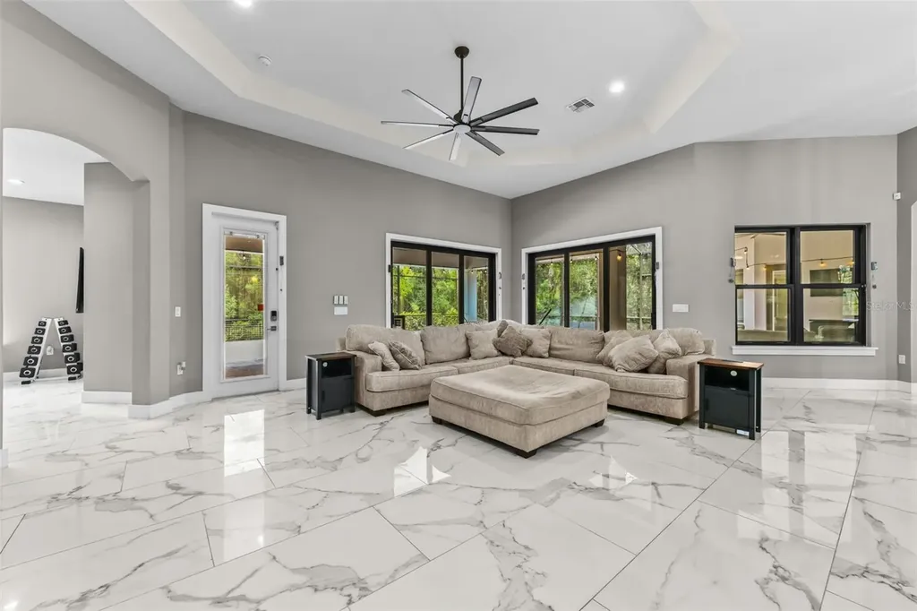 1 Stone Gate S Longwood FL 32779