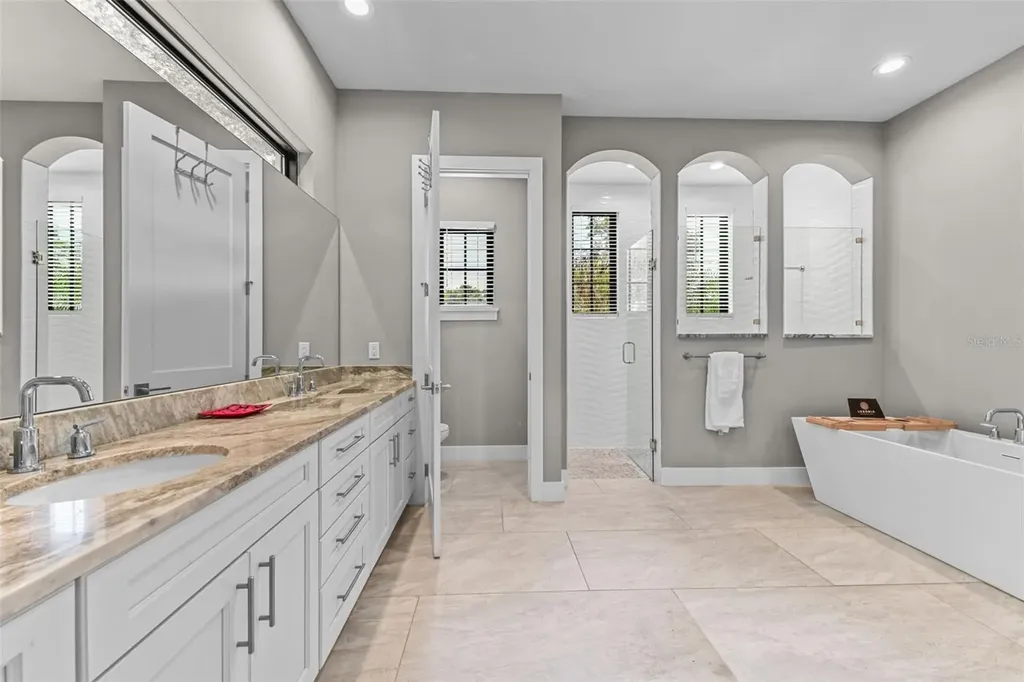 1 Stone Gate S Longwood FL 32779