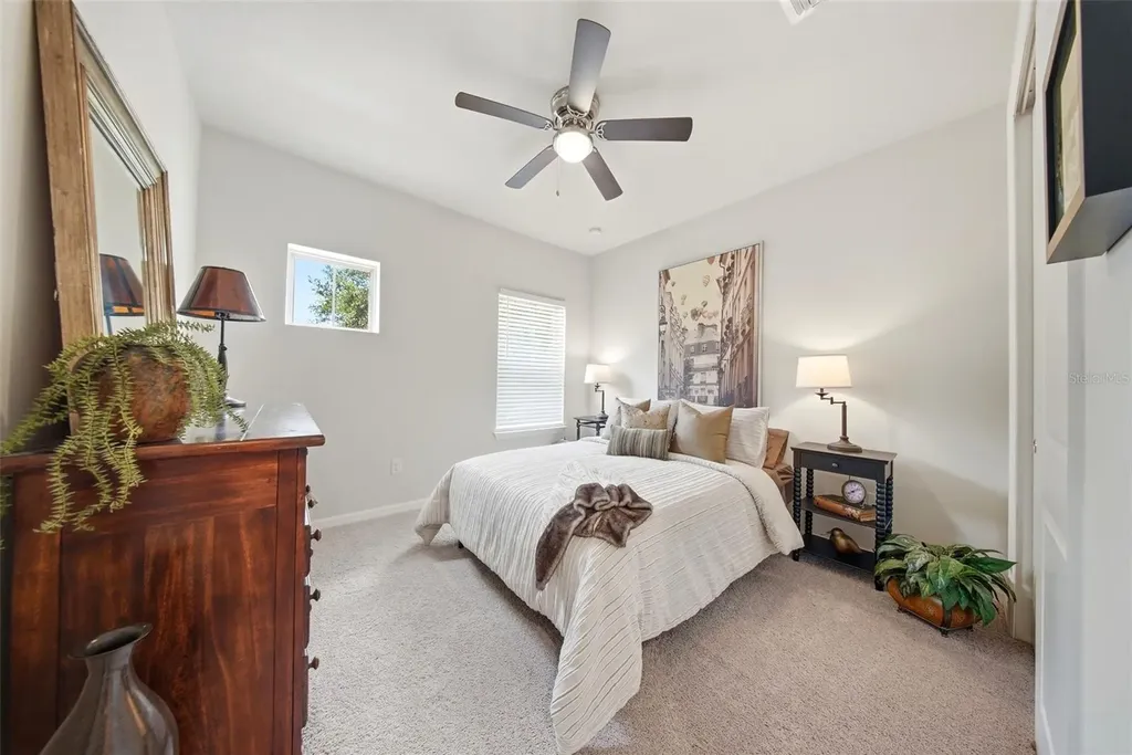 5920 Village Center Drive Lithia FL 33547