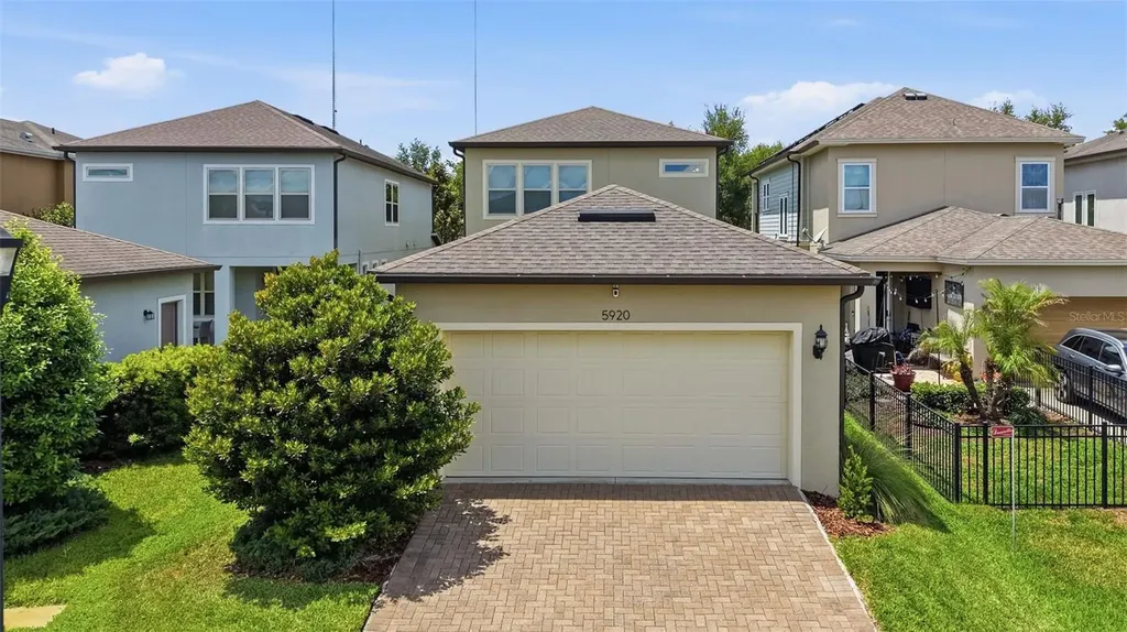 5920 Village Center Drive Lithia FL 33547