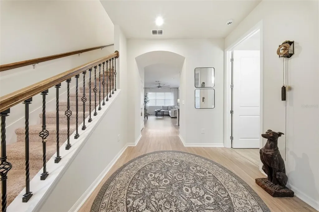 5920 Village Center Drive Lithia FL 33547