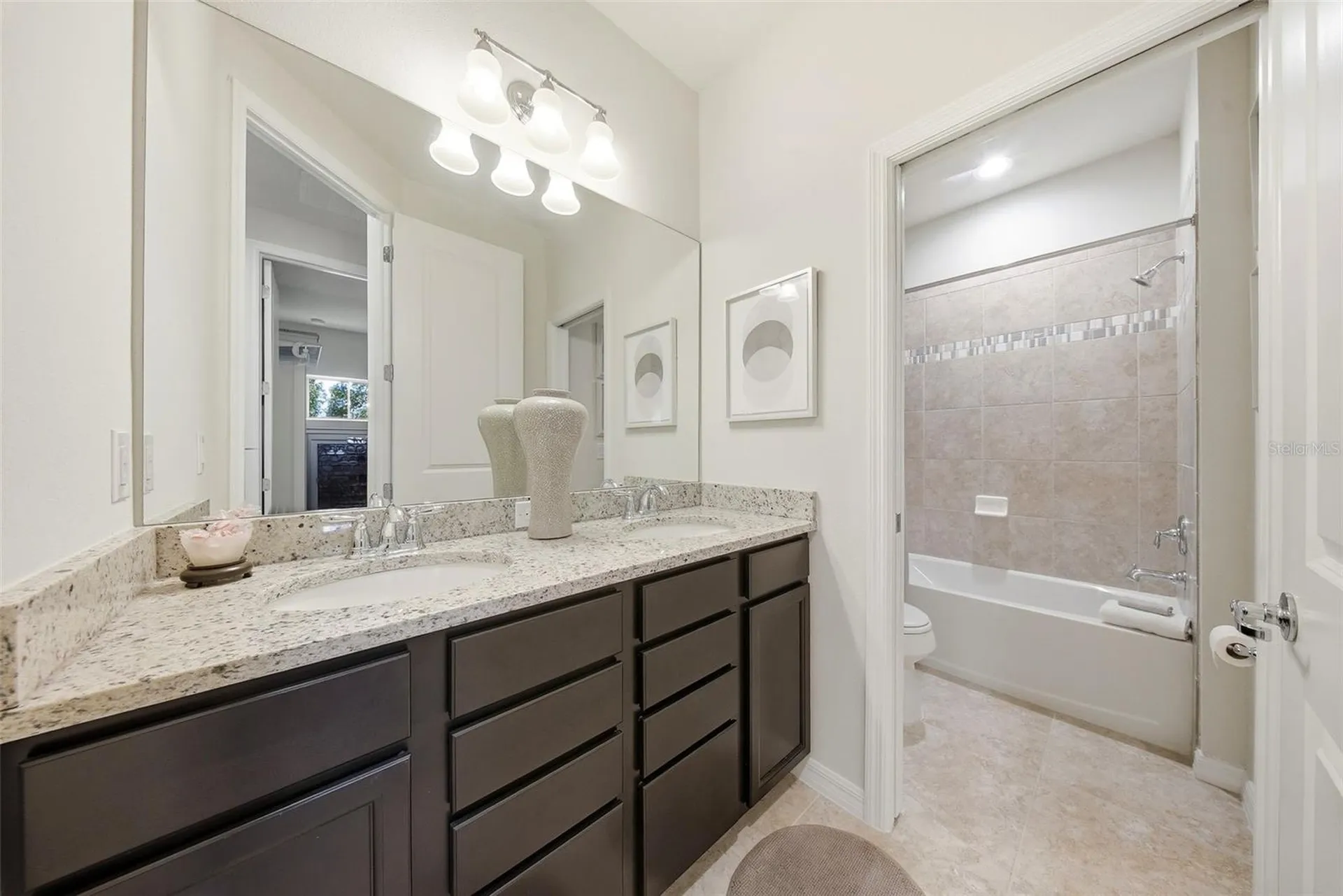 5920 Village Center Drive Lithia FL 33547